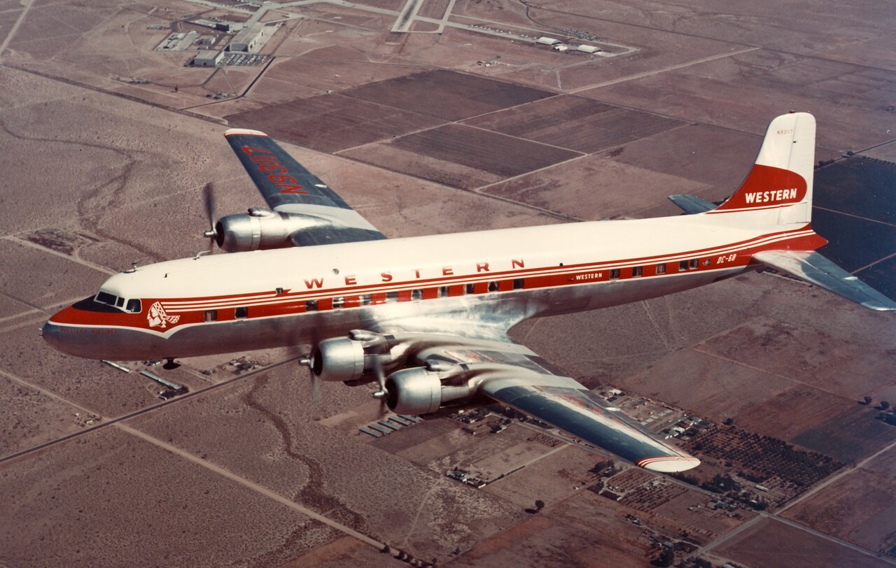 Douglas DC-6 aircraft photograph
