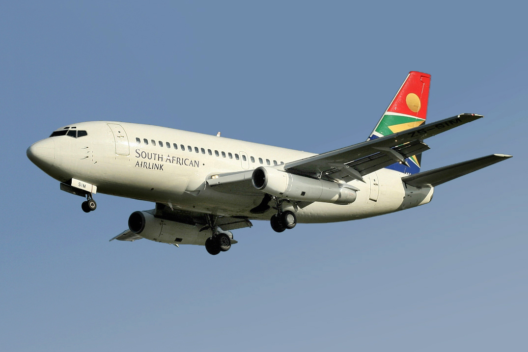 Boeing 737 aircraft photograph