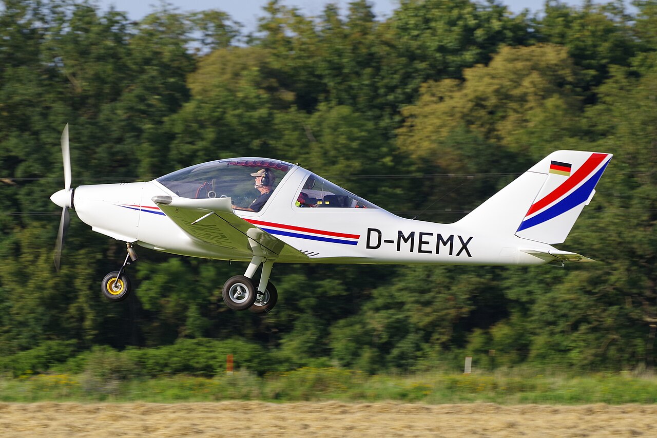 TL Ultralight TL-96 Star aircraft photograph