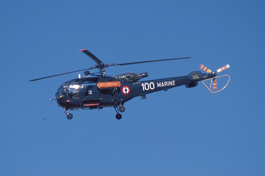 Aérospatiale Alouette III aircraft photograph