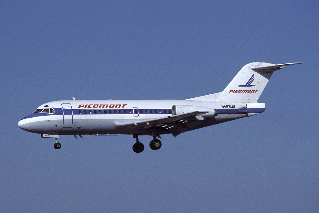 Fokker F28 Fellowship aircraft photograph