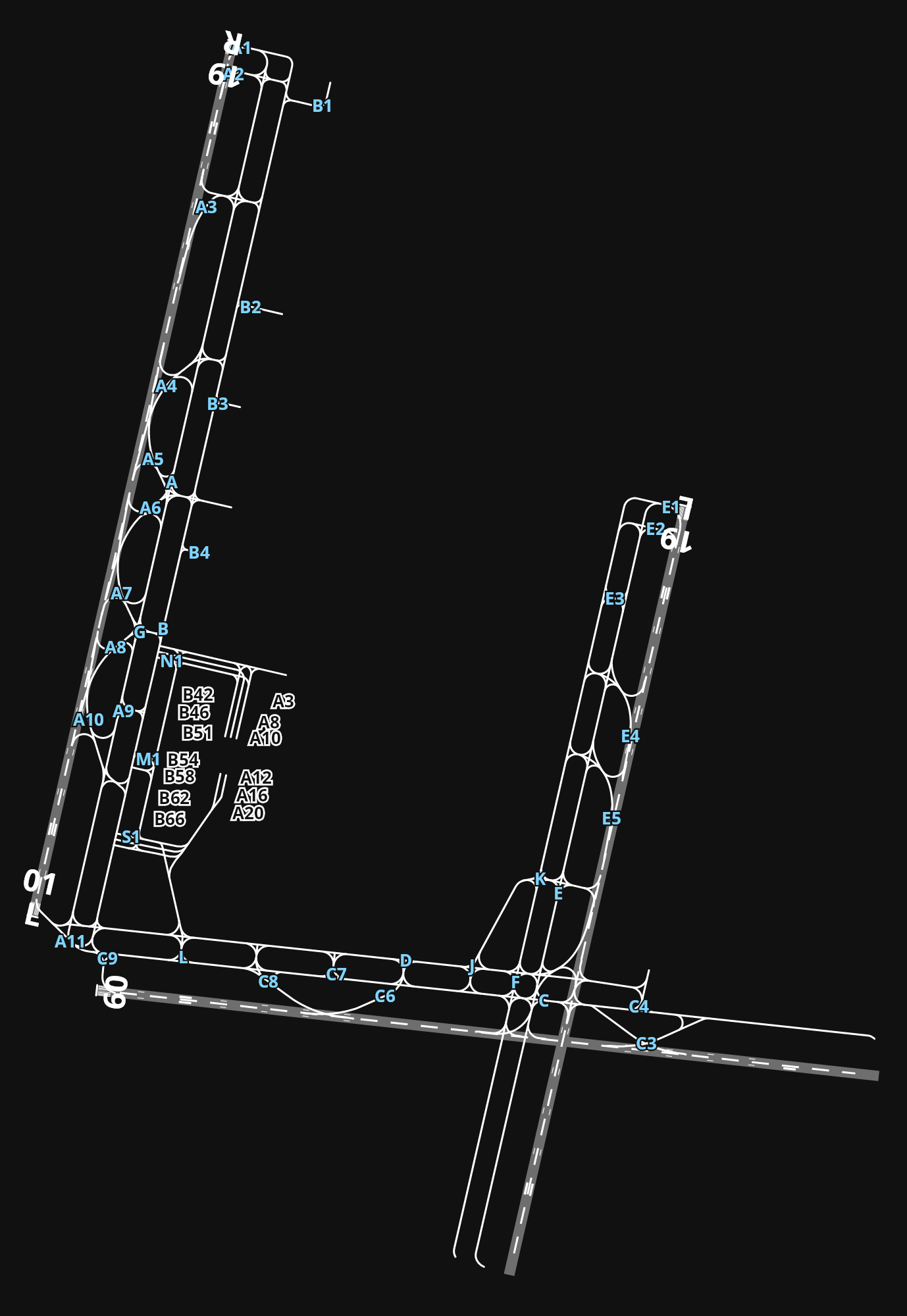 KMCI Kansas City International Airport airport diagram — runways, taxiways and parking stands