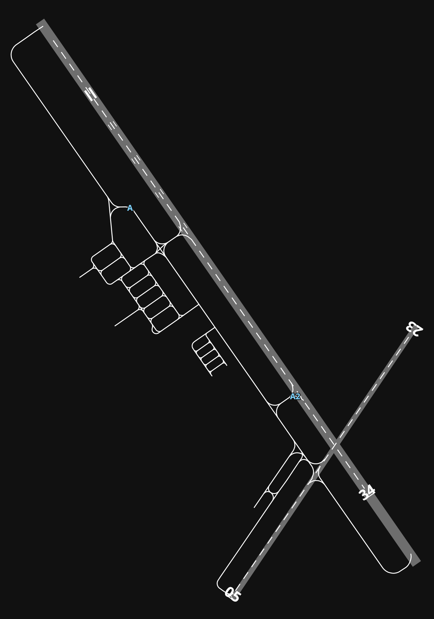 KOQU Quonset State Airport airport diagram — runways, taxiways and parking stands