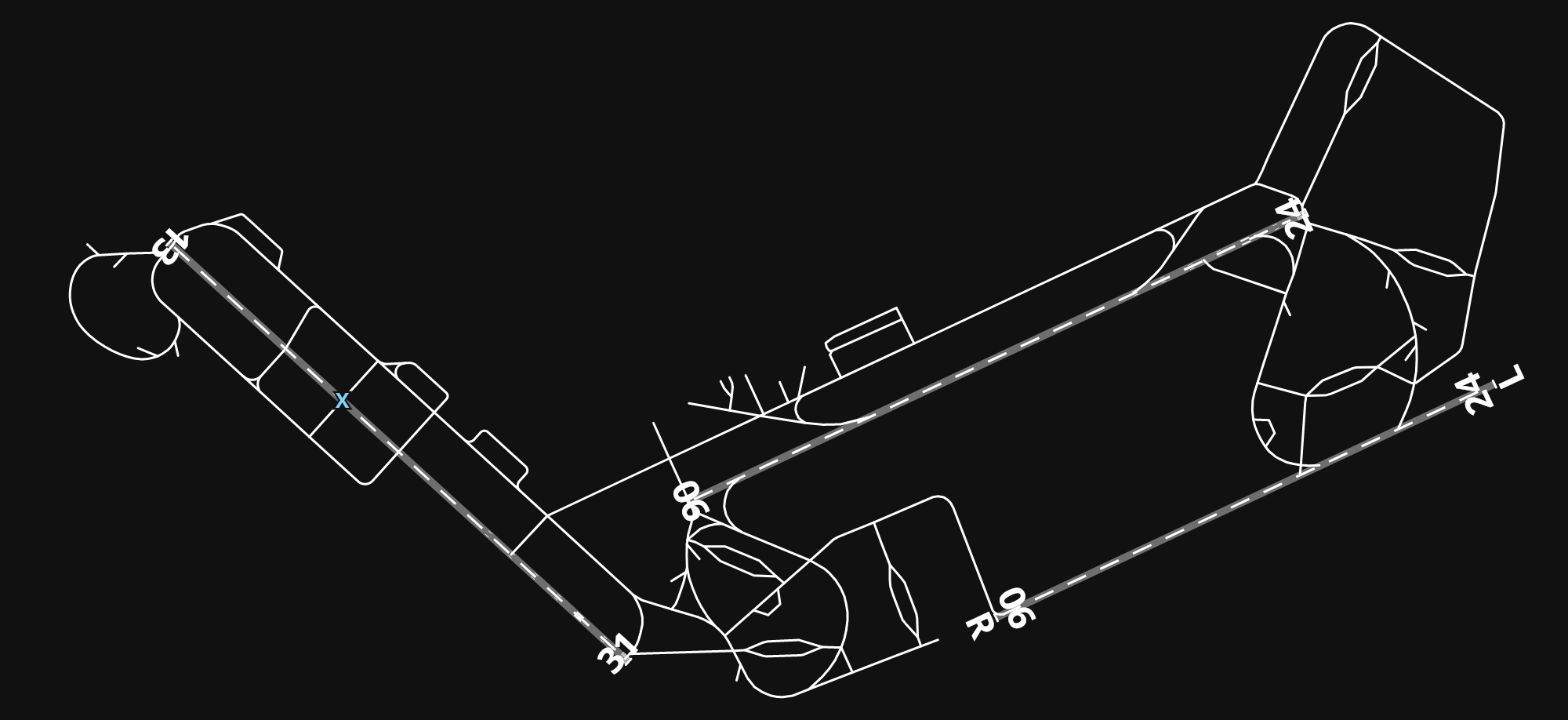 OETB Tabuk Airport airport diagram — runways, taxiways and parking stands
